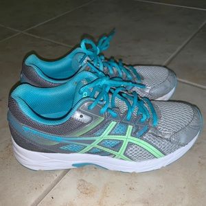 ✨ASICS Running Shoe✨